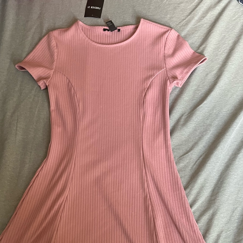 pink a-line flowy flowy dress